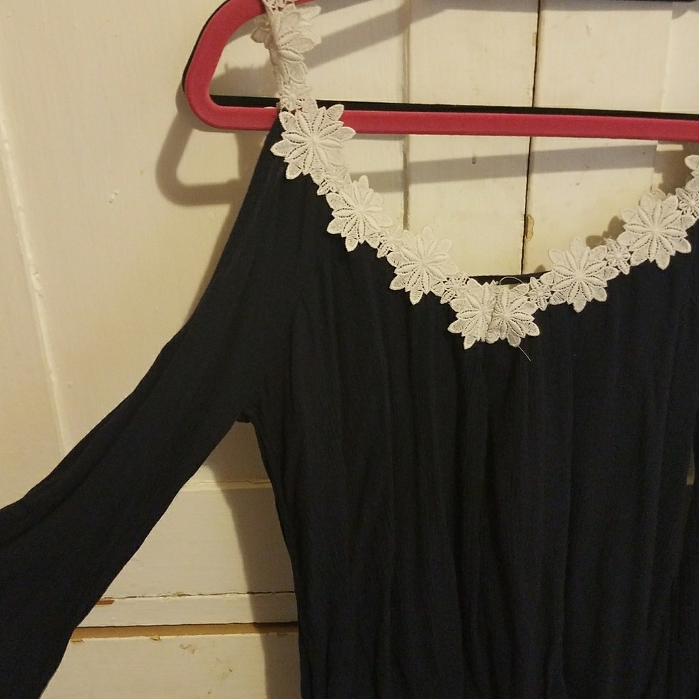 Cold shoulder spring shirt